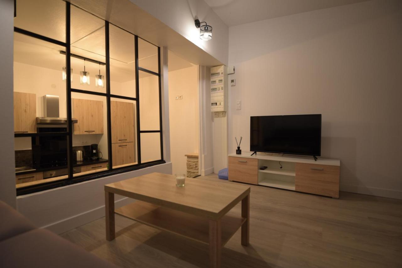 Cosy Appartement Hyper Centre Ville Avec Cour + Patio Auxerre Eksteriør billede